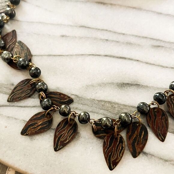 Vintage Copper Dangle Leaf Necklace Handpainted Flames Beaded Chain Unsigned - Picture 5 of 8